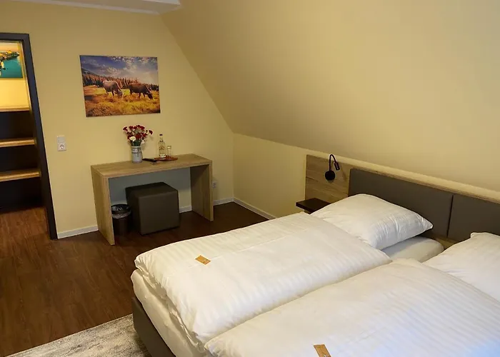 Wirtshaus Am Niederntor 호텔 *